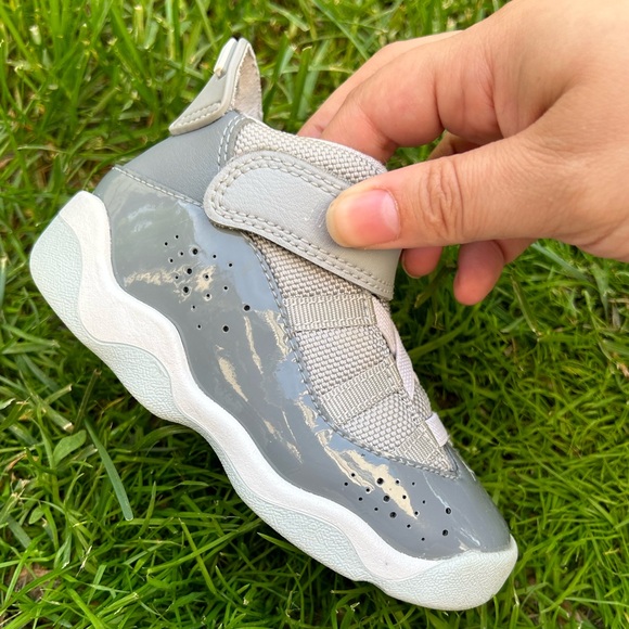 Nike Air Jordan toddler 6 Rings in ‘Cool Grey' Size 7c - Picture 5 of 12
